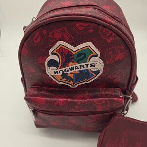 Harry Potter Hogwarts Mini Backpack w/ Matching Coin Pouch NWT – & Coin Pouch